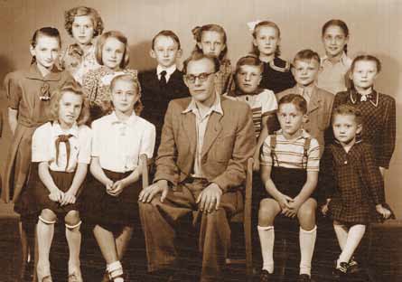 Moji žáci z hudební školy v Líšni – 1950